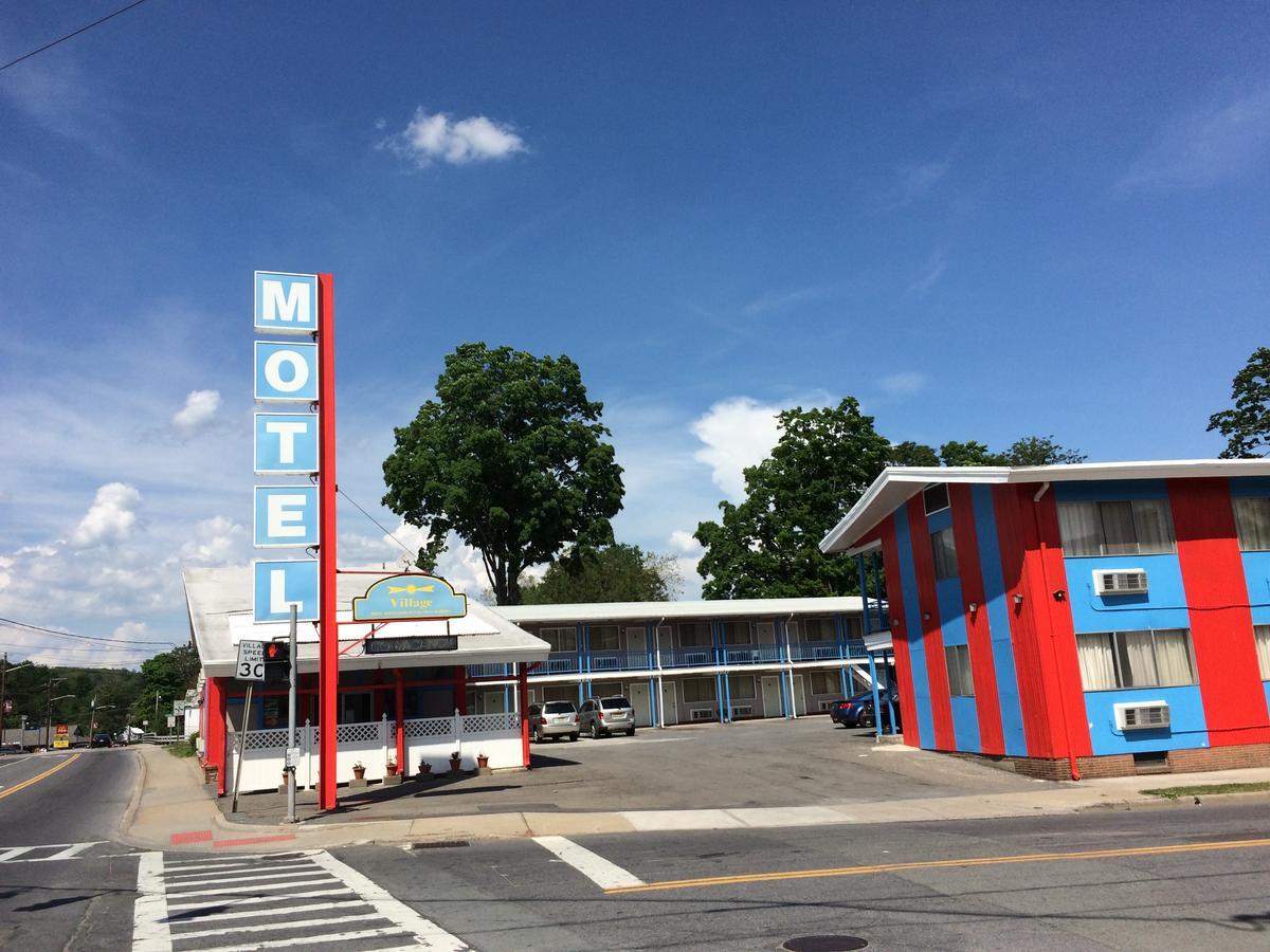 Village Motel Ellenville Exteriér fotografie